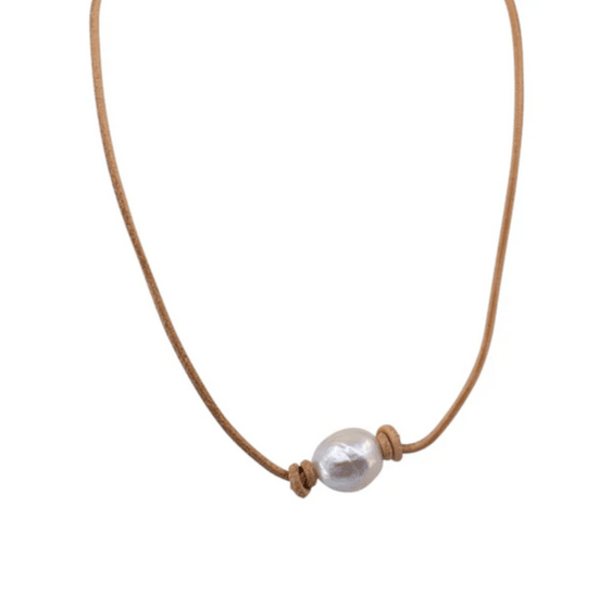 Freshwater Pearl Leather Necklace